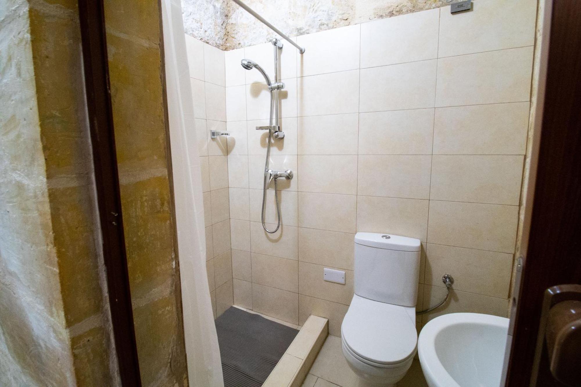 Brant Lodging Sliema Phòng bức ảnh